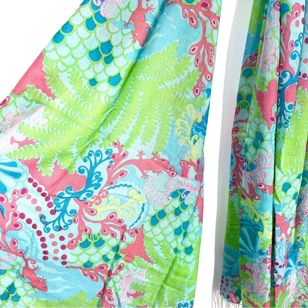 Lilly Pulitzer NWT Murfee Scarf Checkin In Surf Blue Gecko Print Cashmere Silk